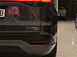 Lexus TX